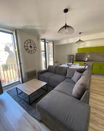 Lejlighed En Plein Centre De Avec Parking Prive