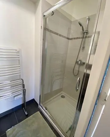 En Plein Centre De Avec Parking Prive * La Bourboule