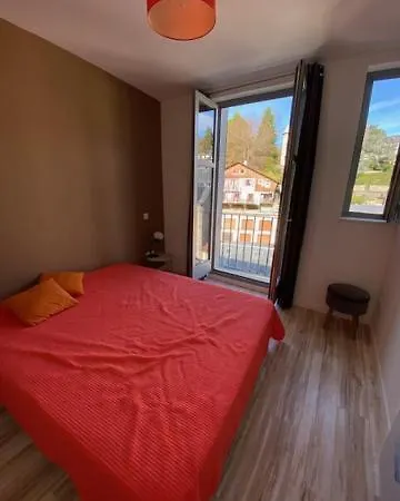 En Plein Centre De Avec Parking Prive